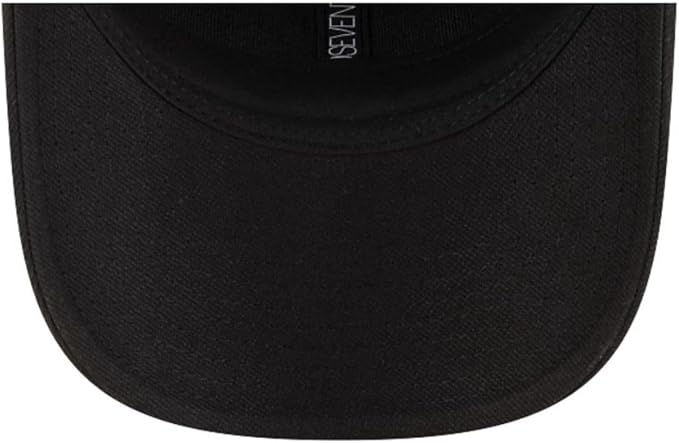 New Era NFL Pittsburgh Steelers 9SEVENTY Chase Adjustable Snapback Hat - Black