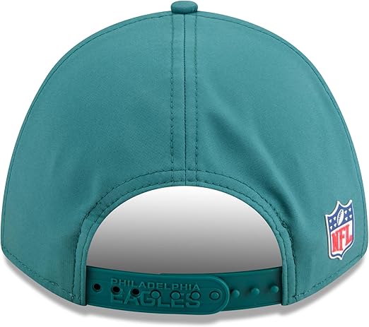 New Era Men's NFL 2025 Sideline M-Crown 9FORTY Adjustable Hat (CA/US, Alpha, One Size, Green, Philadelphia Eagles)