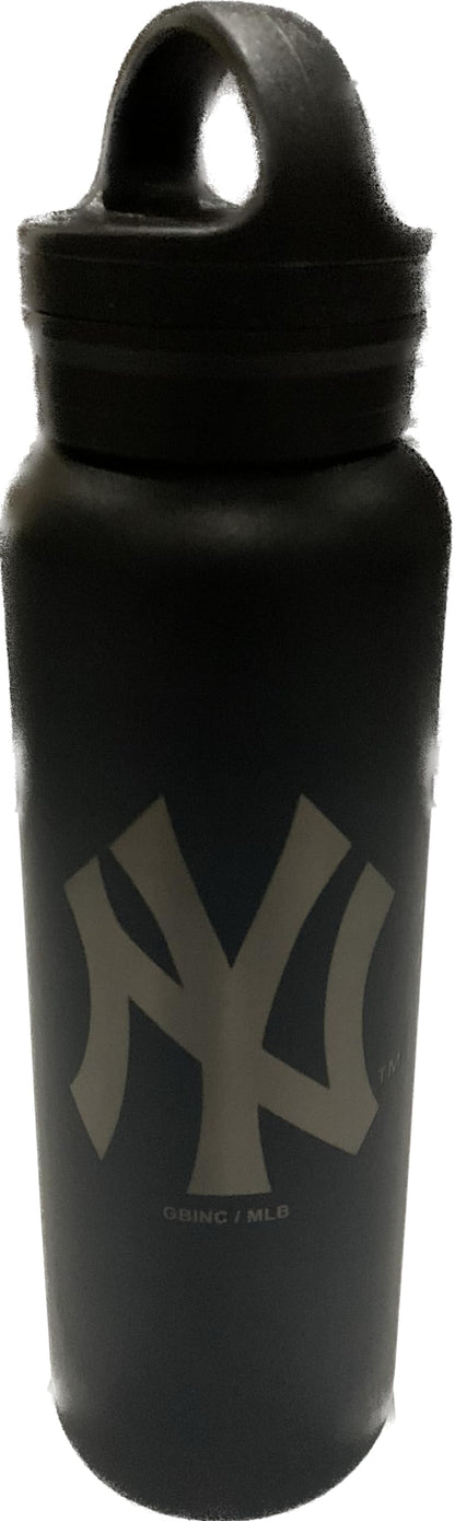 Yankees MLB Baseball Namaka Golfing Buddies 21oz Stainless Steel Wide Mouth Narrow Water Bottle - Black