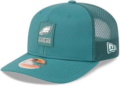 New Era 9SEVENTY NFL 2025 Sideline Trucker Adjustable Snapback Hat (CA/US, Alpha, One Size, Green, Philadelphia Eagles)