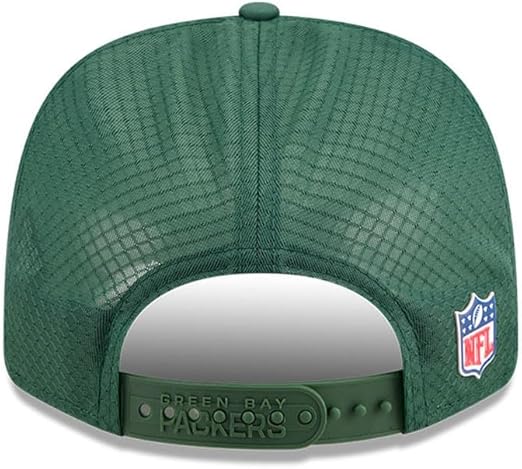 New Era 9SEVENTY NFL 2025 Sideline Trucker Adjustable Snapback Hat (CA/US, Alpha, One Size, Green, Green Bay Packers)