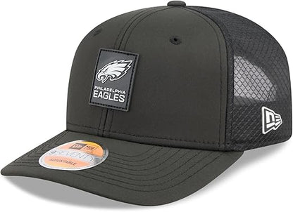 New Era 9SEVENTY NFL 2025 Sideline Trucker Adjustable Snapback Hat (CA/US, Alpha, One Size, Black, Philadelphia Eagles)