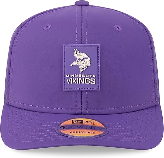 New Era 9SEVENTY NFL 2025 Sideline Trucker Adjustable Snapback Hat (CA/US, Alpha, One Size, Purple, Minnesota Vikings)