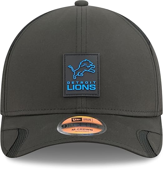 New Era Men's NFL 2025 Sideline M-Crown 9FORTY Adjustable Hat (CA/US, Alpha, One Size, Black, Detroit Lions)