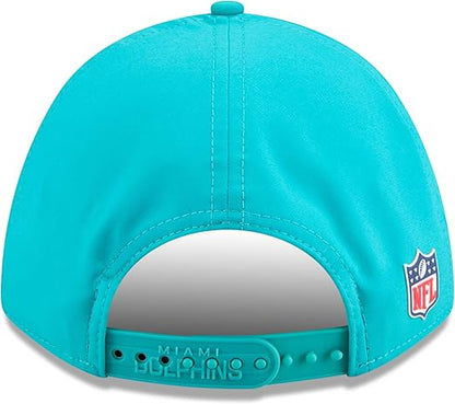 New Era Men's NFL 2025 Sideline M-Crown 9FORTY Adjustable Hat (CA/US, Alpha, One Size, Aqua, Miami Dolphins)