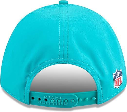 New Era Men's NFL 2025 Sideline M-Crown 9FORTY Adjustable Hat (CA/US, Alpha, One Size, Aqua, Miami Dolphins)