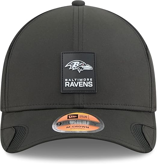 New Era Men's NFL 2025 Sideline M-Crown 9FORTY Adjustable Hat (CA/US, Alpha, One Size, Black, Baltimore Ravens)