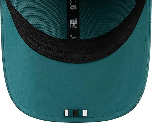 New Era Men's NFL 2025 Sideline M-Crown 9FORTY Adjustable Hat (CA/US, Alpha, One Size, Green, Philadelphia Eagles)