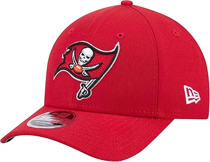 New Era Men's Red Tampa Bay Buccaneers Team Collection 9FORTY M-Crown Adjustable Hat