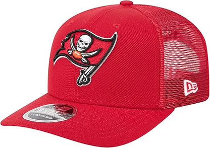 New Era 9SEVENTY 2025 NFL Team Collection Adjustable Stretch-Snap Hat (CA/US, Alpha, One Size, Tampa Bay Buccaneers, Red)